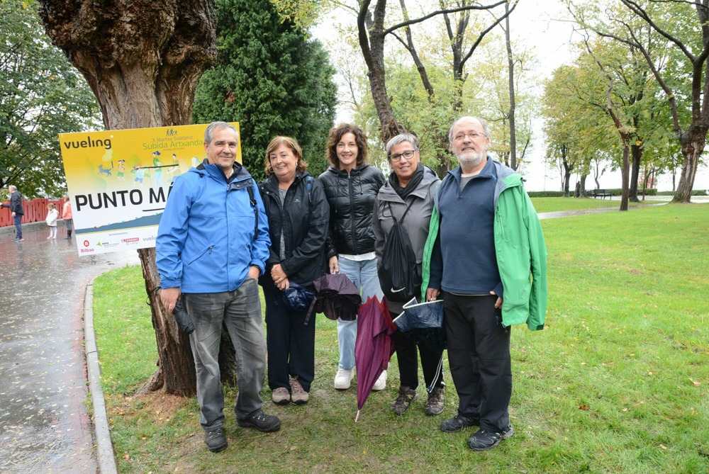 Foto 127 de la avituallamiento y mirador - Galería de la Subida a Artxanda 2019